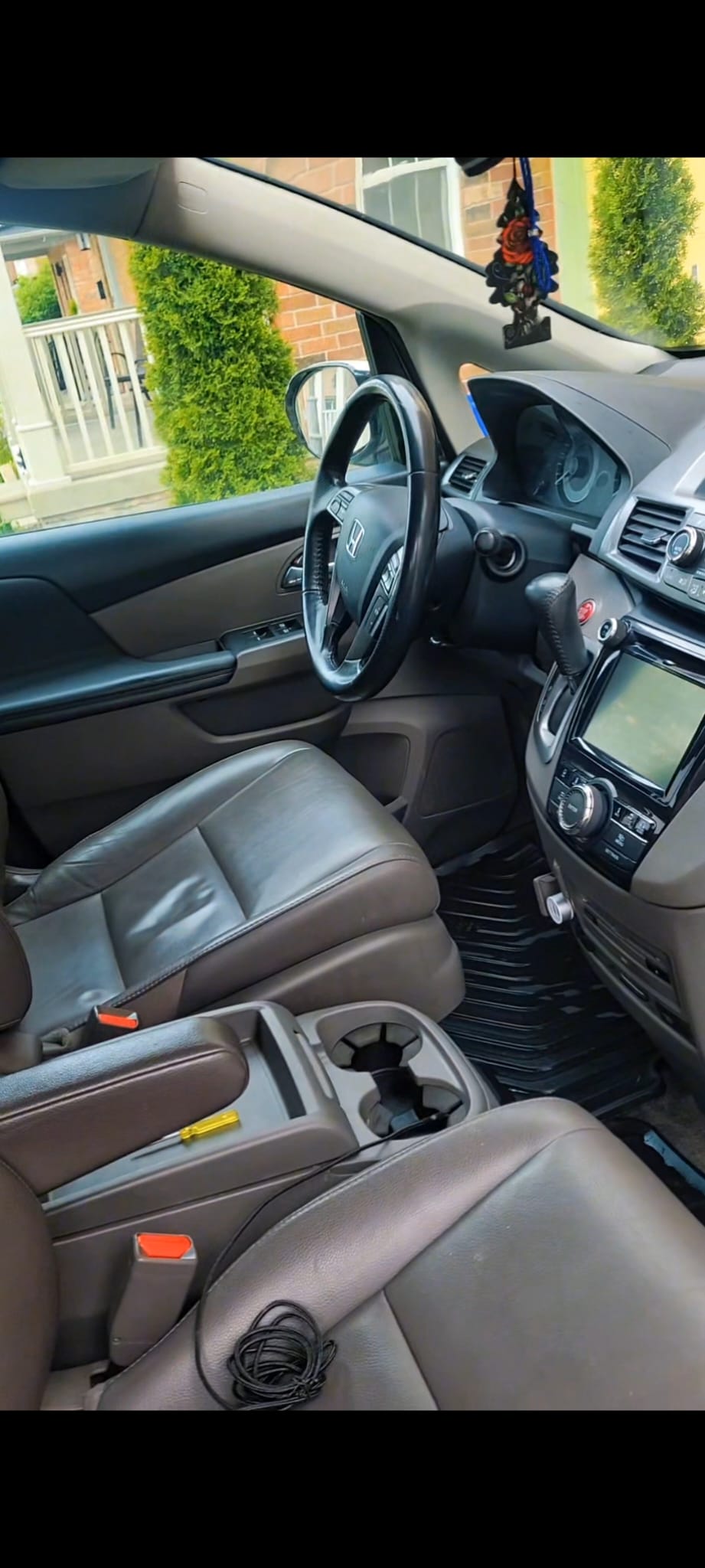 After photo of the 2012 Honda Odyssey interior after a full detailing reset
