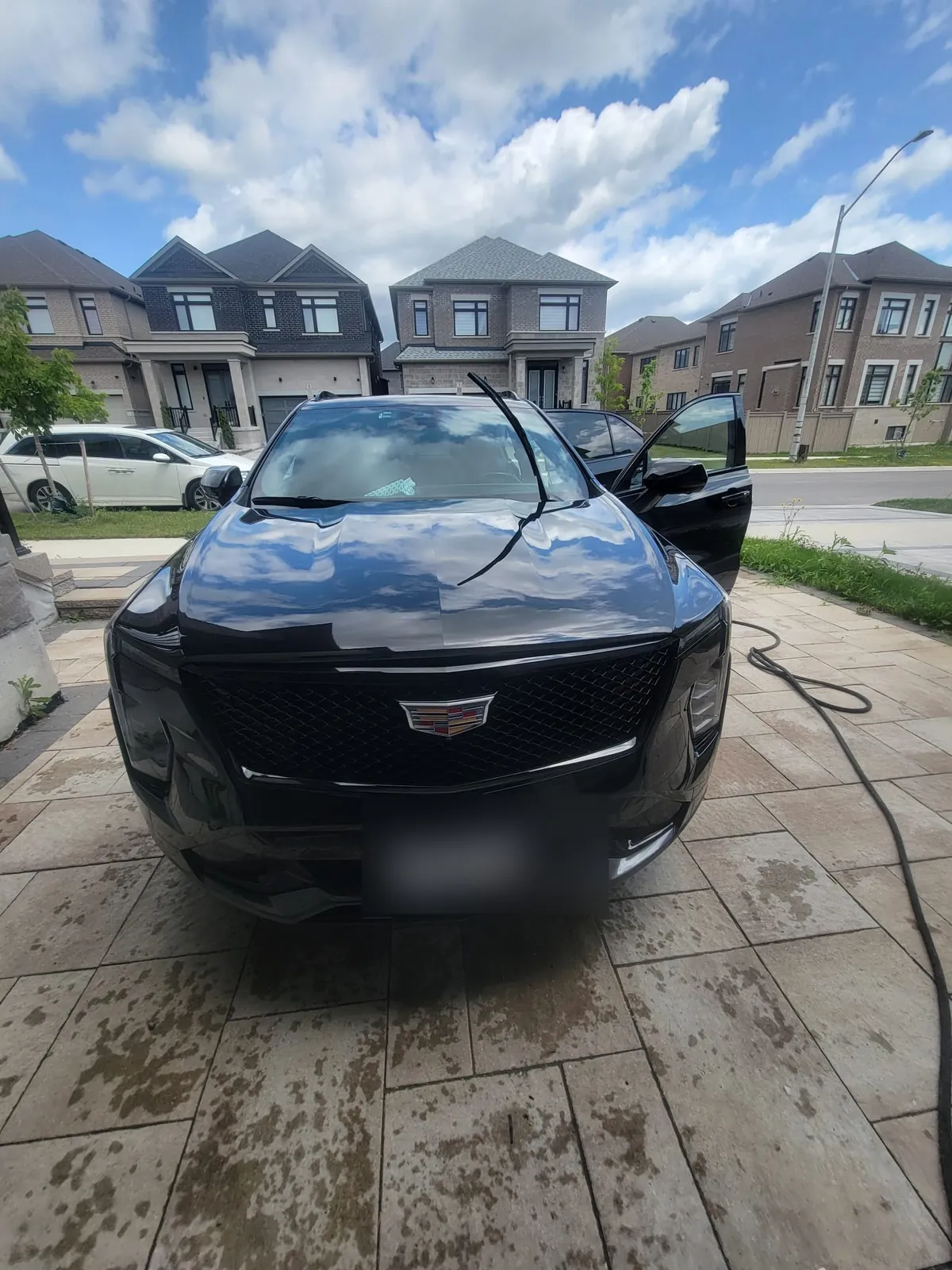 Hand washed exterior with deep gloss finish. Exclsive Detailing, mobile detailing in Durham Region.